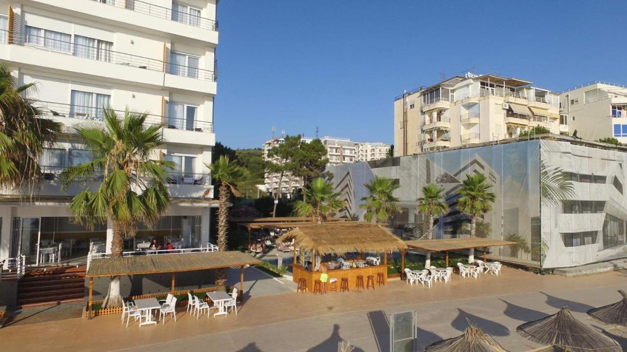 Adria Palace Škalngur Buitenkant foto