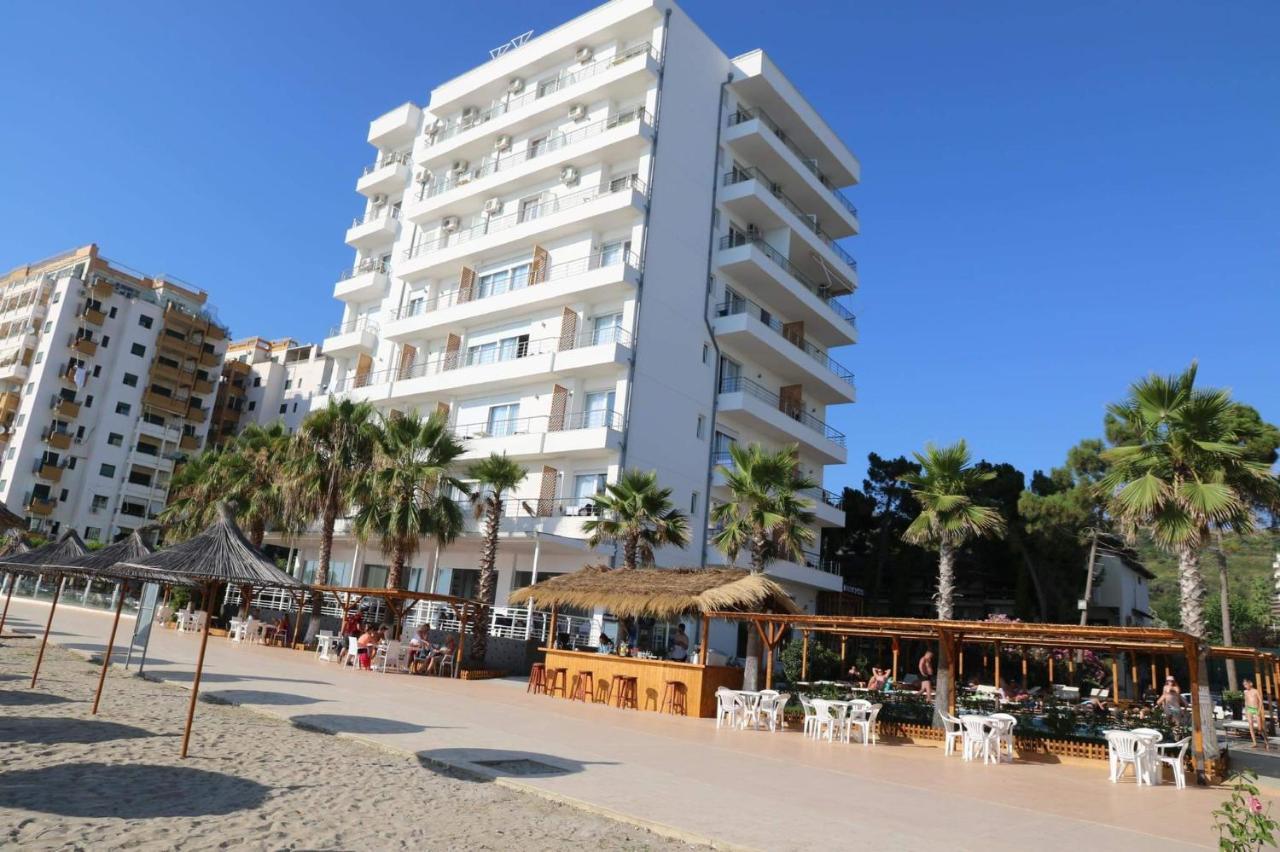 Adria Palace Škalngur Buitenkant foto